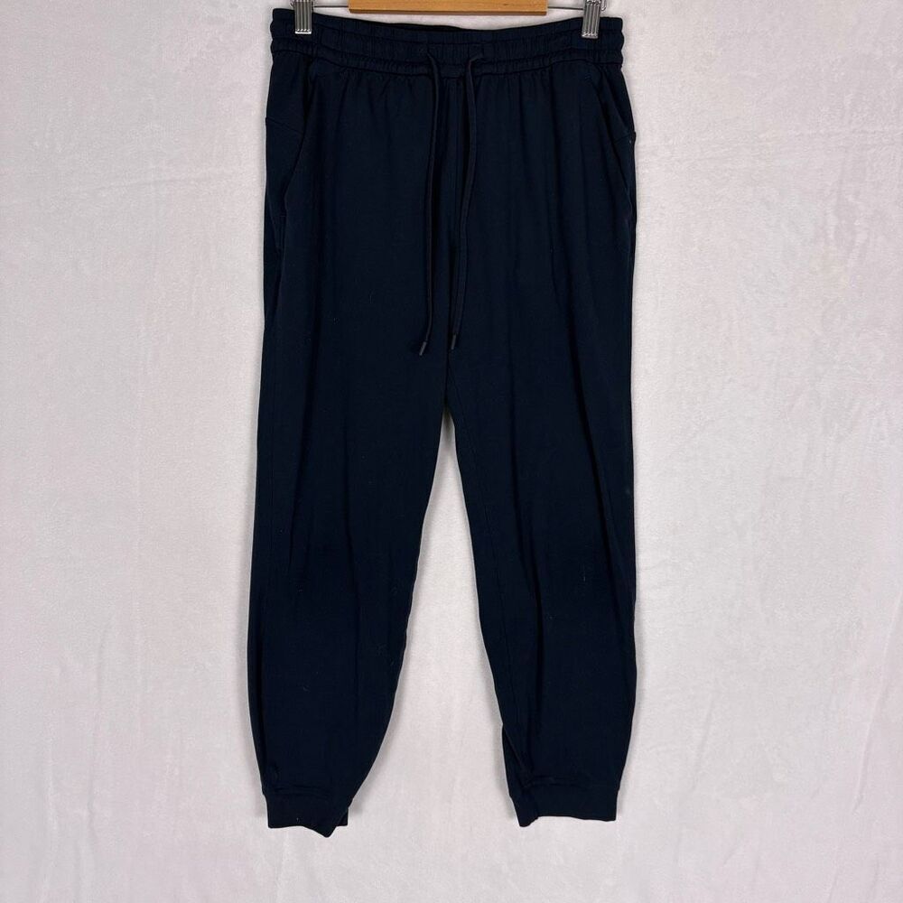 Lululemon Women's Navy Blue Jogger Sweatpants Size 6